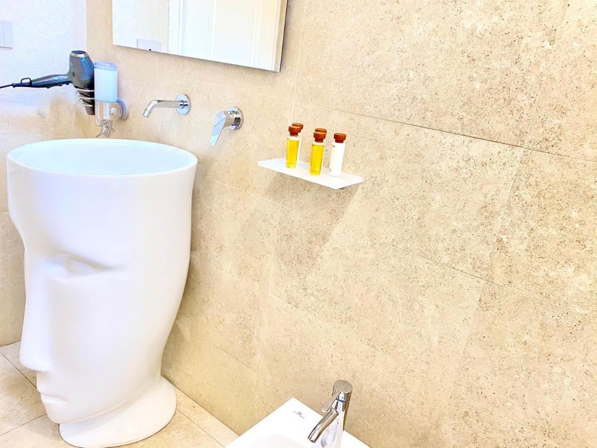 Fontana Di Trevi Private Luxury Apartaments Рим Экстерьер фото