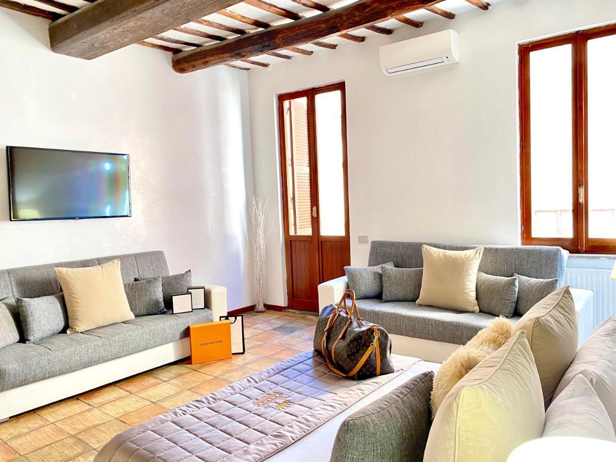 Fontana Di Trevi Private Luxury Apartaments Рим Экстерьер фото