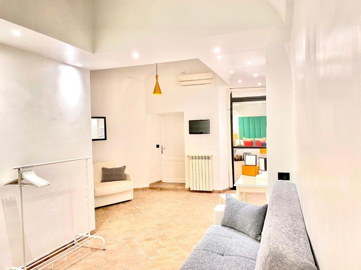 Fontana Di Trevi Private Luxury Apartaments Рим Экстерьер фото
